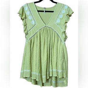 Free People Falling Water Embroidered Tunic Blouse V-neck Green Top Womens Small